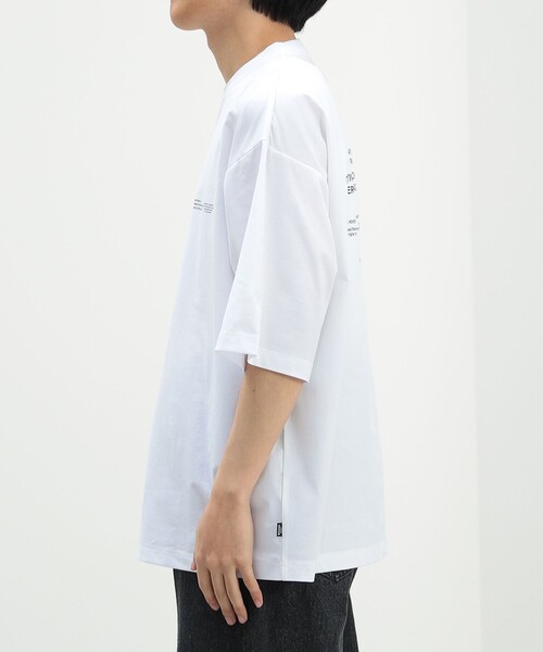 BEAMS HEART(ビームスハート)の「【ユニセックス】テック ショートスリーブ ビッグ Tシャツ(吸水速乾・ストレッチ・水陸両用)(Tシャツ/カットソー・メンズ・ブルー/ホワイト・LARGE/MEDIUM/SMALL)」の10枚目の写真