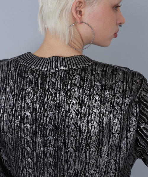 casane（カサネ）の「箔プリントケーブルニット（ニット/セーター・レディース・ブラック/グレー・FREE）」の11枚目の写真
