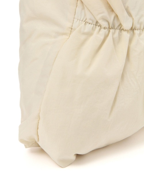 LOWRYS FARM（ローリーズファーム）の「ギャザーポケツキショルダーバック　996847（ショルダーバッグ・レディース・アイボリー/ブラック/グレー・FREE）」の21枚目の写真