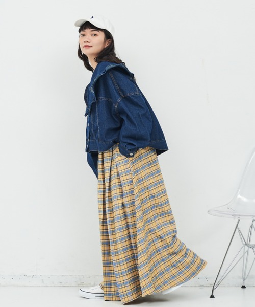 MERLOT(メルロー)の「襟フリルデニムジャケット(デニムジャケット・レディース・ブルー・FREE)」の3枚目の写真