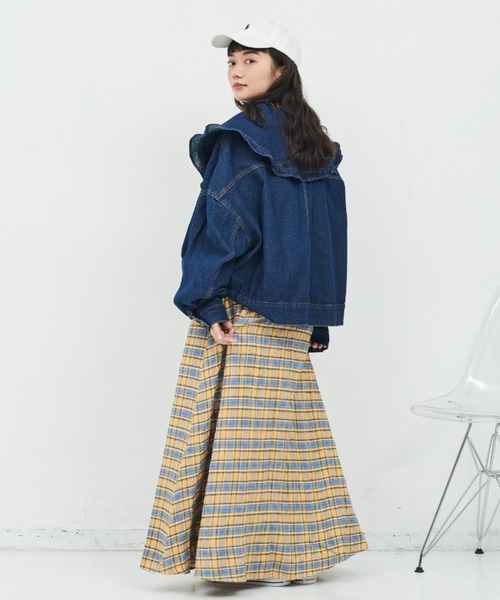 MERLOT(メルロー)の「襟フリルデニムジャケット(デニムジャケット・レディース・ブルー・FREE)」の8枚目の写真