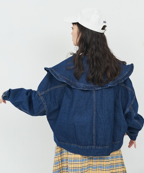 MERLOT(メルロー)の「襟フリルデニムジャケット(デニムジャケット・レディース・ブルー・FREE)」の6枚目の写真