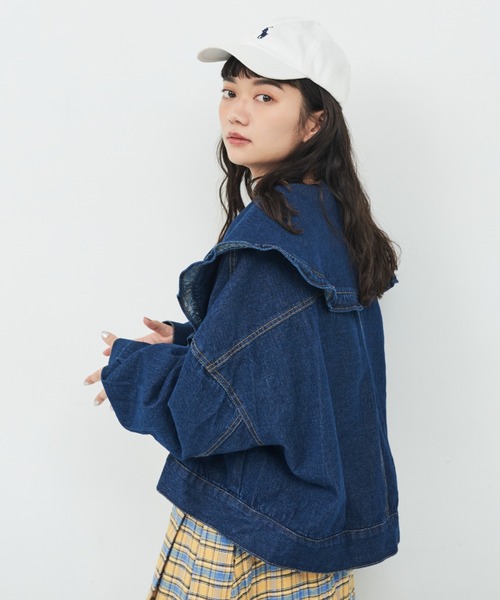 MERLOT(メルロー)の「襟フリルデニムジャケット(デニムジャケット・レディース・ブルー・FREE)」の9枚目の写真
