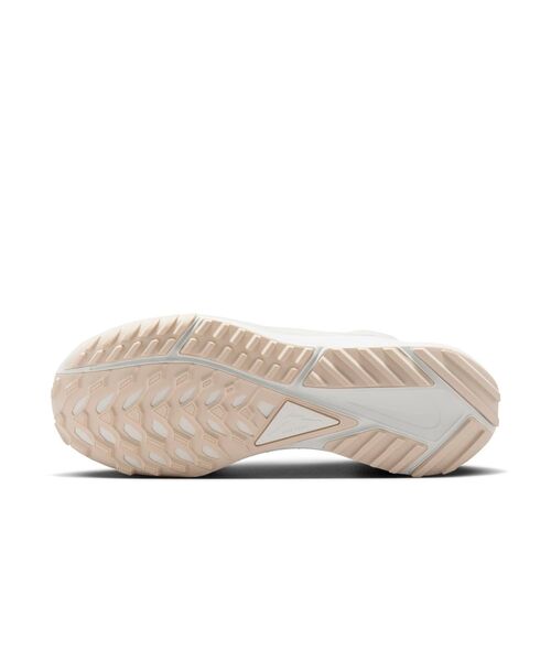 NIKE（ナイキ）の「ナイキ ペガサス トレイル 4 GORE-TEX メンズ 防水 トレイル ランニングシューズ / Nike Pegasus Trail 4 GORE-TEX Men's Waterproof Trail Running Shoes＜22.5-30cm 展開＞（スニーカー・メンズ・ブラック/クリーム/ブラック系その他2・27.5/27/26.5/28/26/25/28.5/25.5/24.5/29/30/29.5/24/22.5/23）」の20枚目の写真