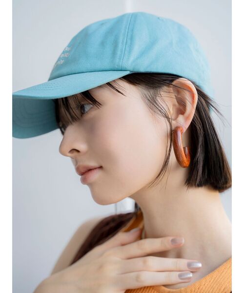 Ungrid(アングリッド)の「ウッドフープピアス(ピアス(両耳用)・レディース・ダークブラウン/ブラウン・FREE)」の1枚目の写真