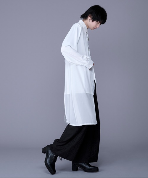 Ellno Loset(エルノロゼット)の「アソートレイヤードロングシャツ(シャツ/ブラウス・メンズ・ブラック/オフホワイト/ブルー系その他/ホワイト系その他/ブラック系その他/ブルー系その他2・MEDIUM/SMALL/LARGE)」の13枚目の写真