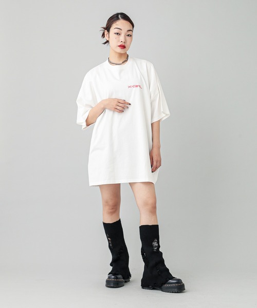 X-girl（エックスガール）の「FAINT PRINTED S/S TEE DRESS（ワンピース・レディース・ブラック/ホワイト/ベージュ・S/M）」の18枚目の写真