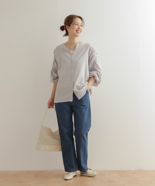 URBAN RESEARCH DOORS（アーバンリサーチドアーズ）の「ギャザースリーブブラウス（シャツ/ブラウス・レディース・グレー系その他/アイボリー・MEDIUM）」の15枚目の写真