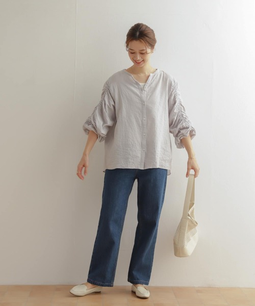 URBAN RESEARCH DOORS（アーバンリサーチドアーズ）の「ギャザースリーブブラウス（シャツ/ブラウス・レディース・グレー系その他/アイボリー・MEDIUM）」の16枚目の写真
