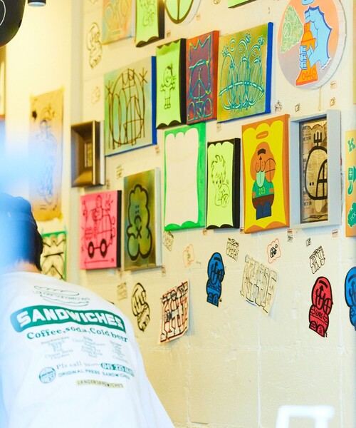 FREAK'S STORE(フリークスストア)の「限定展開 LANDER SANDWICHES×FREAK'S STORE/ランダー 別注 ビッグシルエット バックプリント クルーネックTシャツ(Tシャツ/カットソー・メンズ・チャコールグレー/グリーン/ホワイト/グレー・SMALL/MEDIUM/LARGE/X-LARGE)」の21枚目の写真