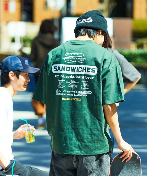 FREAK'S STORE(フリークスストア)の「限定展開 LANDER SANDWICHES×FREAK'S STORE/ランダー 別注 ビッグシルエット バックプリント クルーネックTシャツ(Tシャツ/カットソー・メンズ・チャコールグレー/グリーン/ホワイト/グレー・SMALL/MEDIUM/LARGE/X-LARGE)」の6枚目の写真