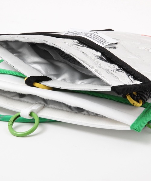 BAYFLOW（ベイフロー）の「[ひんやり長持ち]SOLEILクールポーチ（ポーチ・レディース・ホワイト/シルバー・0）」の7枚目の写真