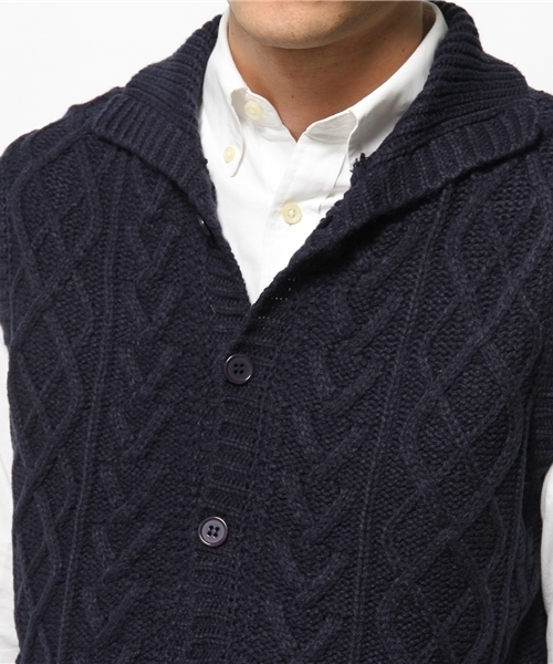 SEVENDAYS=SUNDAY（セブンデイズサンデイ）の「バルキーアクリル　ケーブルニットベスト（ベスト・メンズ・オフホワイト/ネイビー・MEDIUM/LARGE）」の6枚目の写真