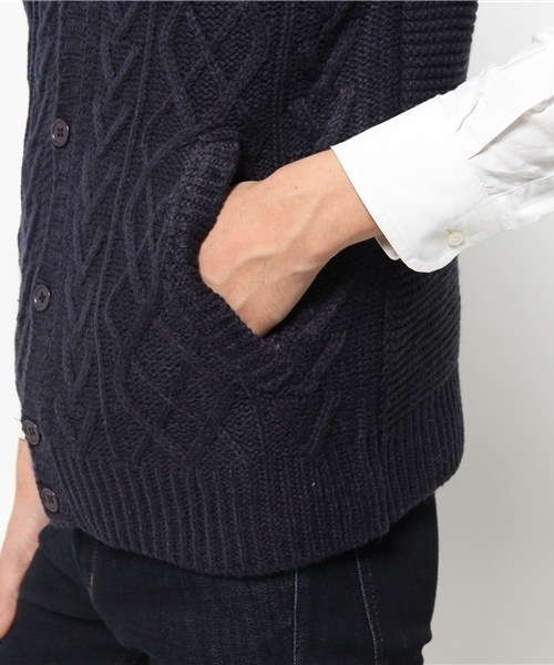 SEVENDAYS=SUNDAY（セブンデイズサンデイ）の「バルキーアクリル　ケーブルニットベスト（ベスト・メンズ・オフホワイト/ネイビー・MEDIUM/LARGE）」の7枚目の写真