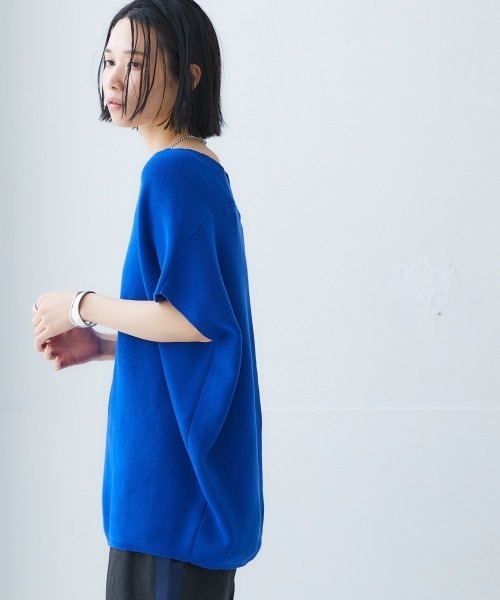 Soiunique（スワユニーク）の「ゆったりサイズVネックコクーンニット ［Soiunique］（ニット/セーター・レディース・イエロー系/ブラック/ブルー・LL/M/L）」の11枚目の写真