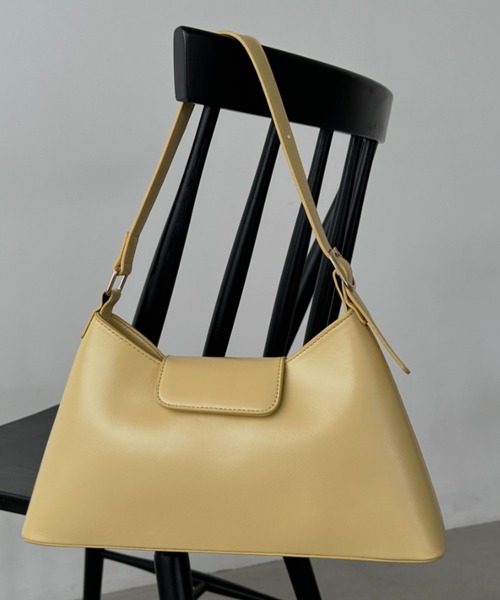 MYMOOD.（マイムード）の「PUハンドバッグ（ハンドバッグ・レディース・グリーン/ブラック/イエロー/アイボリー・FREE）」の4枚目の写真