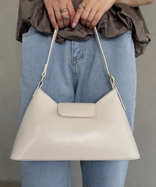 MYMOOD.（マイムード）の「PUハンドバッグ（ハンドバッグ・レディース・グリーン/ブラック/イエロー/アイボリー・FREE）」の2枚目の写真