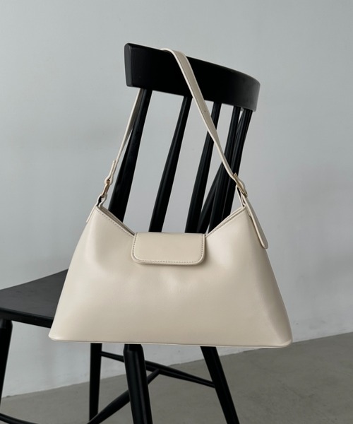 MYMOOD.（マイムード）の「PUハンドバッグ（ハンドバッグ・レディース・グリーン/ブラック/イエロー/アイボリー・FREE）」の6枚目の写真