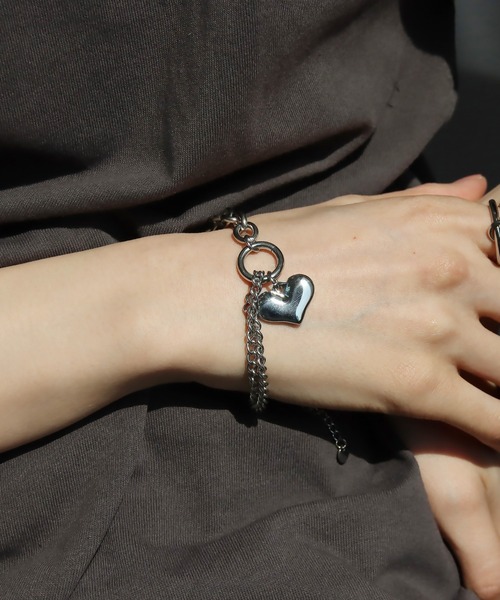 abaskdesign（アバスクデザイン）の「金属アレルギー対応 ハートチャームダブルチェーンステンレスブレスレット（ブレスレット・レディース・ゴールド/シルバー・FREE）」の17枚目の写真