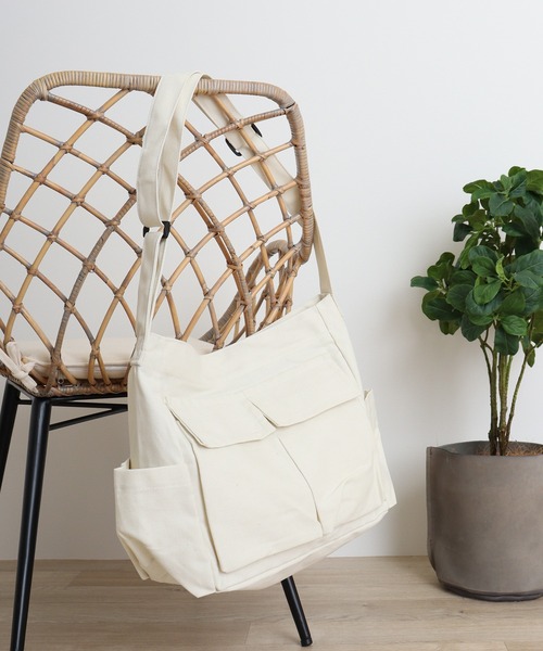 FUNALIVE(ファンアライブ)の「コットンキャンバスショルダーBAG(ショルダーバッグ・メンズ・ブラック/カーキ/アイボリー/ブラウン・F)」の2枚目の写真