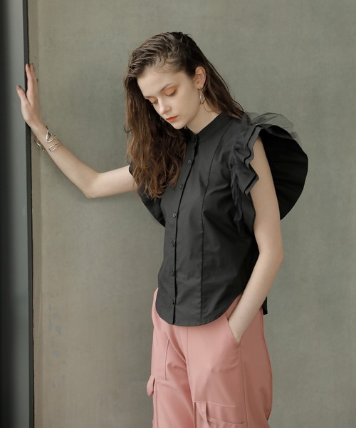 MIELI INVARIANT(ミエリインヴァリアント)の「Petal Sleeve Blouse(シャツ/ブラウス・レディース・ホワイト/ブラック・FREE)」の5枚目の写真