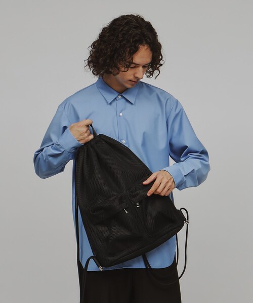 tk.TAKEO KIKUCHI（ティーケータケオキクチ）の「◆ダブルポケットナップザック（バックパック/リュック・メンズ・ブラック系1/ブラック/ブラック系・00）」の4枚目の写真