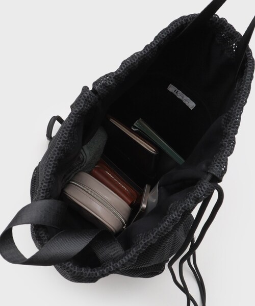 tk.TAKEO KIKUCHI（ティーケータケオキクチ）の「◆ダブルポケットナップザック（バックパック/リュック・メンズ・ブラック系1/ブラック/ブラック系・00）」の22枚目の写真