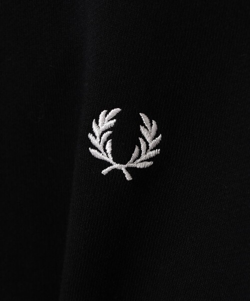 FRED PERRY（フレッドペリー）の「FRED PERRY / 別注 エンブロイダリー クルーネック スウェット（スウェット・メンズ・アイボリー/ブラック/ネイビー・X-LARGE/LARGE/MEDIUM/SMALL）」の10枚目の写真