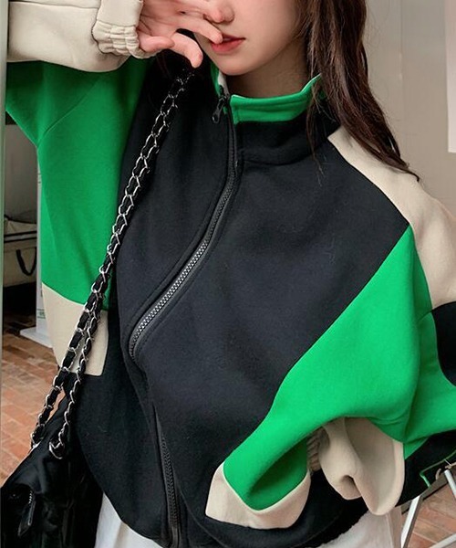 c.u.l（シーユーエル）の「カラーデザイン ボリュームブルゾン culw736（ジャージ・レディース・グリーン・L/M）」の9枚目の写真