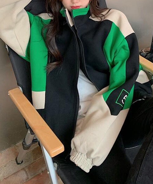 c.u.l（シーユーエル）の「カラーデザイン ボリュームブルゾン culw736（ジャージ・レディース・グリーン・L/M）」の12枚目の写真