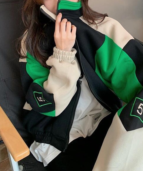 c.u.l（シーユーエル）の「カラーデザイン ボリュームブルゾン culw736（ジャージ・レディース・グリーン・L/M）」の14枚目の写真