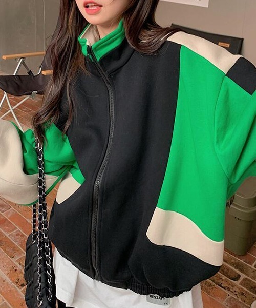 c.u.l（シーユーエル）の「カラーデザイン ボリュームブルゾン culw736（ジャージ・レディース・グリーン・L/M）」の15枚目の写真