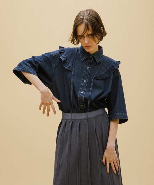 LAATO（ラート）の「denim blouse（シャツ/ブラウス）」 - WEAR