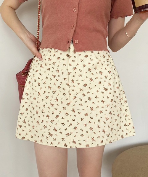 one after another NICE CLAUP（ワンアフターアナザーナイスクラップ）の「アソート台形ミニスカート（スカート・レディース・アイボリー系/ブルー系/ブラック系/ブラウン系・FREE）」の3枚目の写真