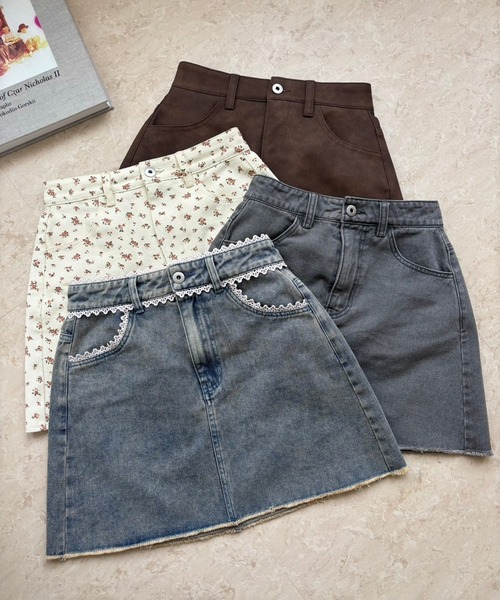 one after another NICE CLAUP（ワンアフターアナザーナイスクラップ）の「アソート台形ミニスカート（スカート・レディース・アイボリー系/ブルー系/ブラック系/ブラウン系・FREE）」の12枚目の写真