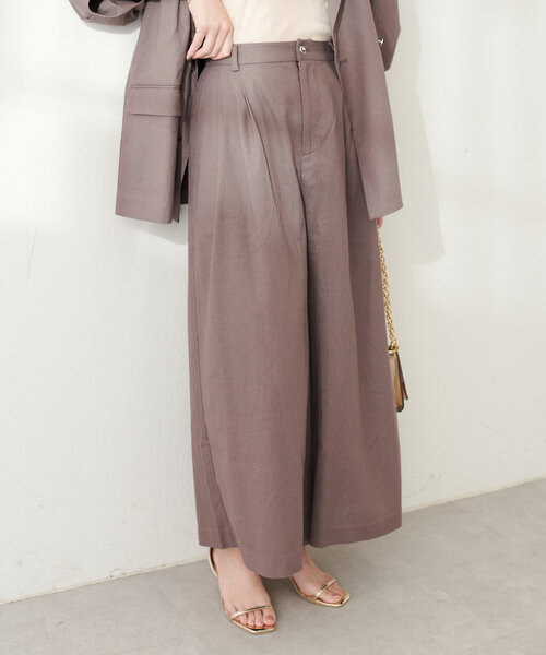 natural couture(ナチュラルクチュール)の「綿麻タックガウチョパンツ(その他パンツ・レディース・ライトベージュ/ブラック/モカ・FREE)」の2枚目の写真