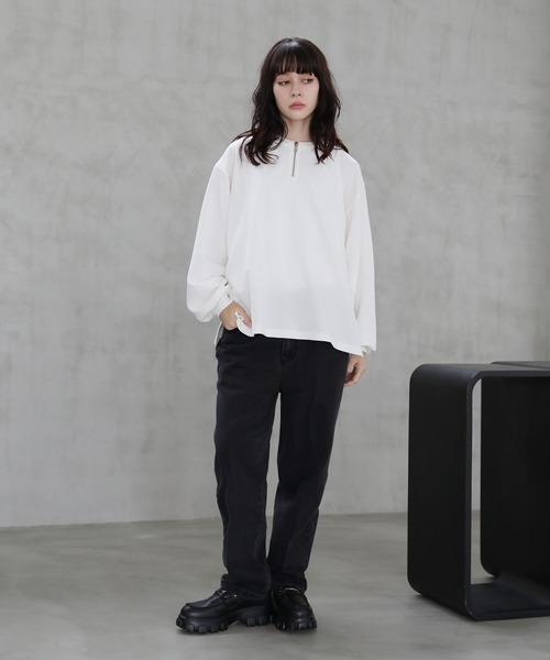 ETELIO（エテリオ）の「梨地クルーネックハーフジップ長袖カットソー