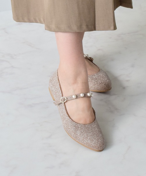 Bridget Birkin(ブリジットバーキン)の「【Bridget Birkin】パールストラップメリージェーンパンプス(541527)(パンプス・レディース・ブラック系その他/ブラック系その他2/ゴールド/ブラック・23/23.5/24/24.5/22.5)」の4枚目の写真