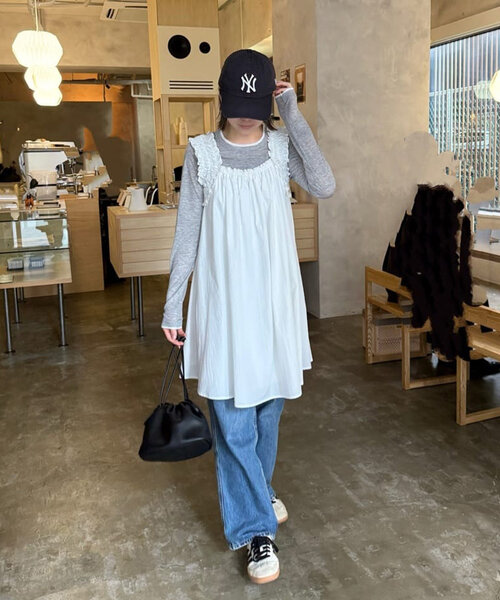 DISCOAT（ディスコート）の「ギャザー巾着ショルダーバッグ（ショルダーバッグ・レディース・ブラック/キャメル/ブラウン/シルバー・FREE）」の14枚目の写真