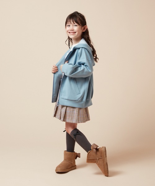 a.v.v（アーヴェヴェ）の「[100-130]コクーンシルエットジップアップフーディー（パーカー・キッズ・ネイビー/ライトブルー・100/110/120/130）」の5枚目の写真