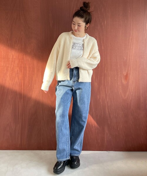 UNFILO（アンフィーロ）の「ロゴ刺繍 Tシャツ（Tシャツ/カットソー・レディース・ホワイト系/グレー系・SMALL/MEDIUM/LARGE）」の12枚目の写真