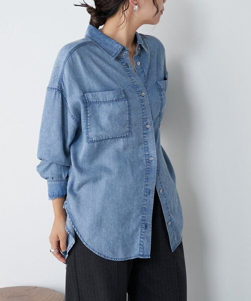 Jena espace merveilleux（ジェナ　エスパスメルヴェイユ）の「テンセルデニムシャツ（シャツ/ブラウス・レディース・ブルー/ブルー系その他・FREE）」の2枚目の写真
