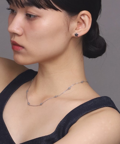 LHME(エルエイチエムイー)の「【WEB限定】“Moment”プチフラワーチェーンネックレス/サージカルステンレス(金属アレルギー対応)【LHME / エルエイチエムイー】(ネックレス・レディース・シルバー/ゴールド・45cm)」の13枚目の写真