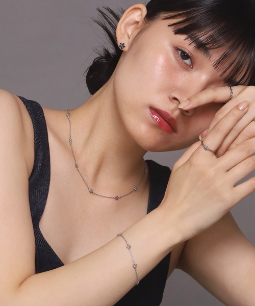 LHME(エルエイチエムイー)の「【WEB限定】“Moment”プチフラワーチェーンネックレス/サージカルステンレス(金属アレルギー対応)【LHME / エルエイチエムイー】(ネックレス・レディース・シルバー/ゴールド・45cm)」の15枚目の写真