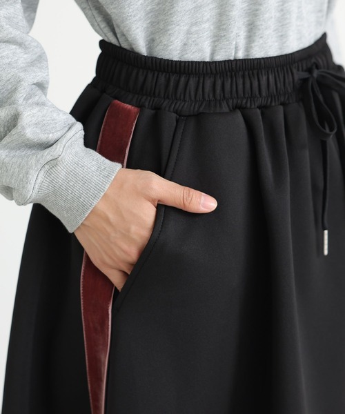 n'OrLABEL（ノアールレーベル）の「『サイドラインダンボールスカート』（スカート・レディース・ブラック/チャコール・1/2）」の15枚目の写真