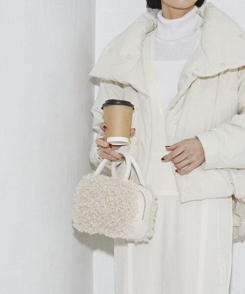 Firsthand（ファーストハンド）の「Firsthand/ファーストハンド エコファーボストンバッグ（ハンドバッグ・レディース・ブラック/オフホワイト・ONE SIZE）」の15枚目の写真