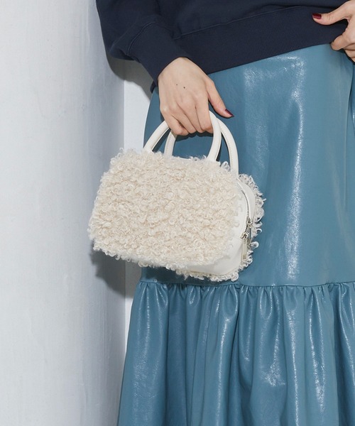 Firsthand（ファーストハンド）の「Firsthand/ファーストハンド エコファーボストンバッグ（ハンドバッグ・レディース・ブラック/オフホワイト・ONE SIZE）」の5枚目の写真