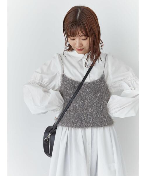 ehka sopo(エヘカソポ)の「シャーリングミニシャツワンピース(ワンピース・レディース・ブラック/オフホワイト/ベージュ・F)」の11枚目の写真