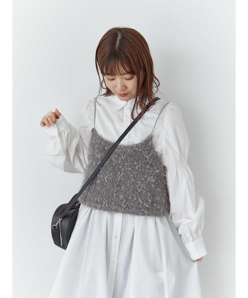 ehka sopo(エヘカソポ)の「シャーリングミニシャツワンピース(ワンピース・レディース・ブラック/オフホワイト/ベージュ・F)」の12枚目の写真