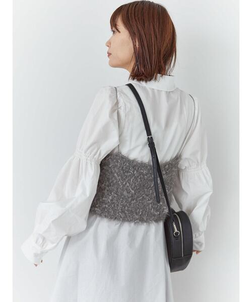 ehka sopo(エヘカソポ)の「シャーリングミニシャツワンピース(ワンピース・レディース・ブラック/オフホワイト/ベージュ・F)」の14枚目の写真